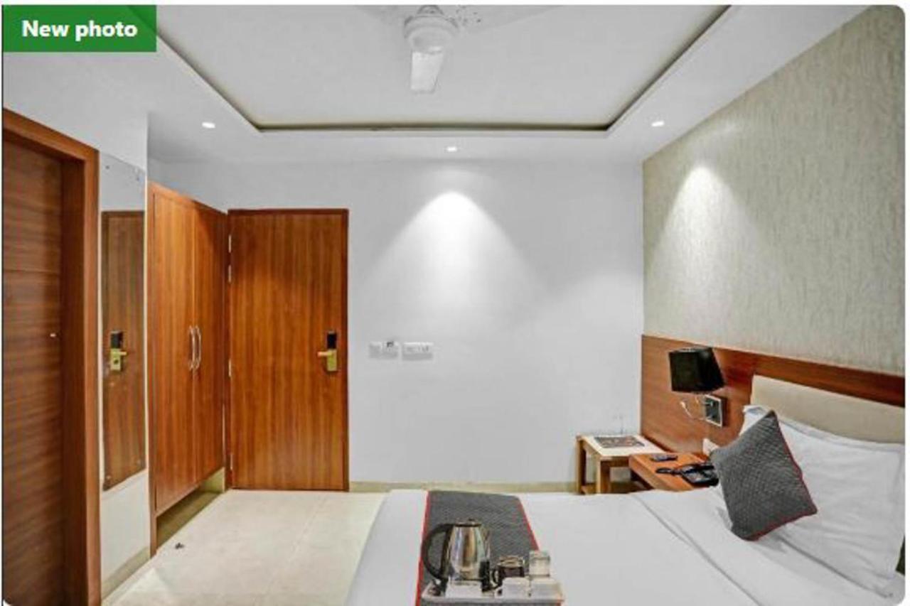 Hotel Wowstops-Clark Near Delhi Airport Neu-Delhi Exterior foto
