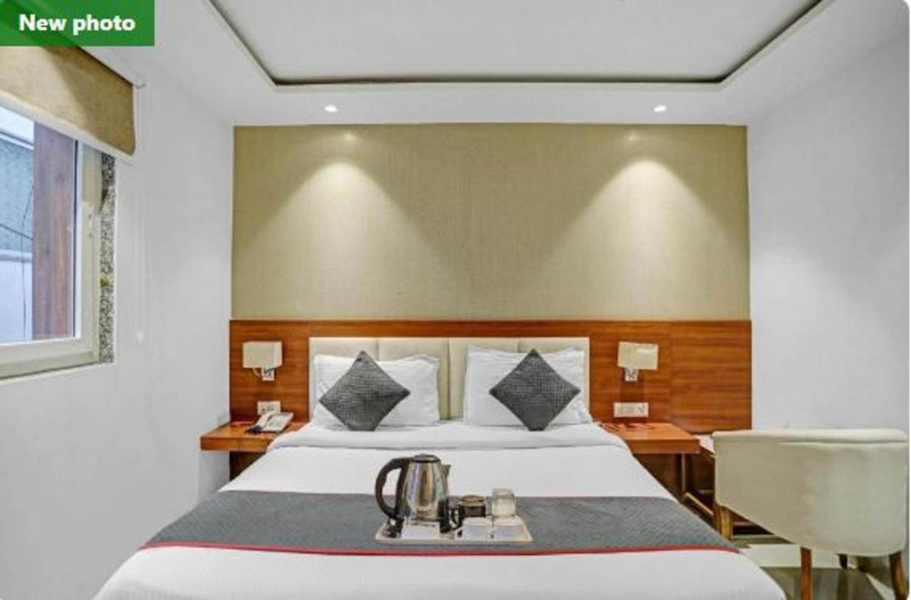 Hotel Wowstops-Clark Near Delhi Airport Neu-Delhi Exterior foto